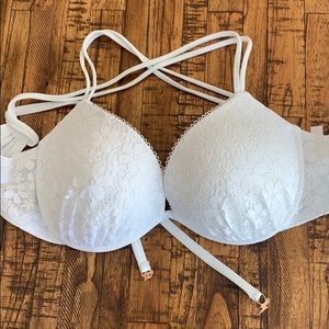 Victoria’s Secret White bathing suit top 36D